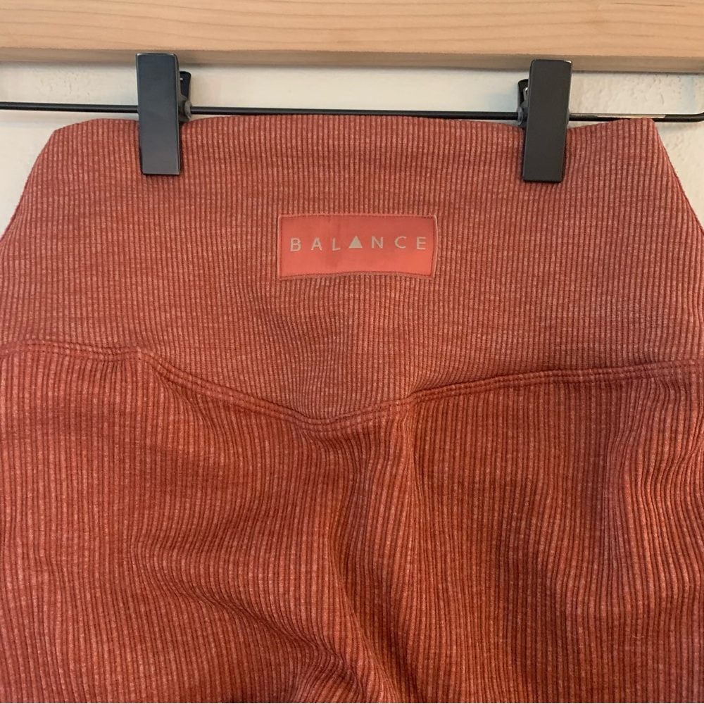 Balance Athletica The Channel Pant Sandstone Ribbed Leggings - Picture 8 of 8